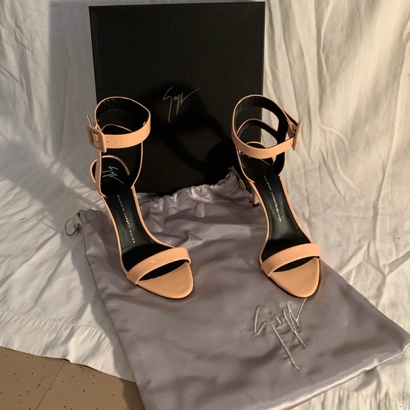 AUTHENTIC Giuseppe Zanotti heels - Picture 2 of 8